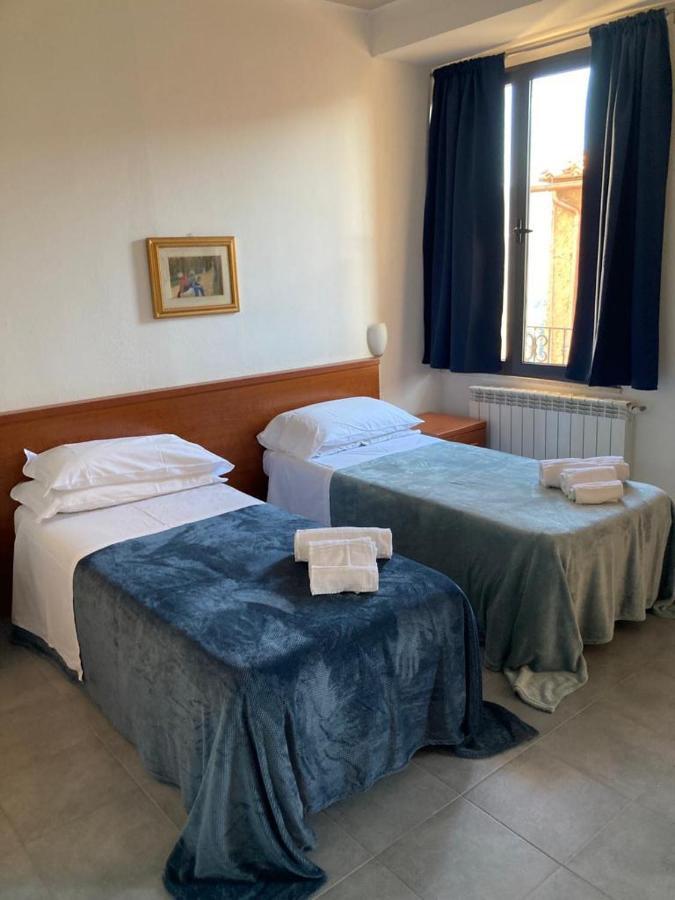 Locanda Le Ginestre Cantalupo in Sabina Buitenkant foto