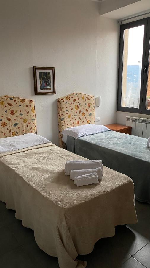 Locanda Le Ginestre Cantalupo in Sabina Buitenkant foto